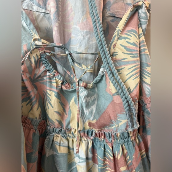 FREE PEOPLE Deserted Island Floral Halter Mini Dress M Size Medium SOLD OUT - Picture 11 of 12